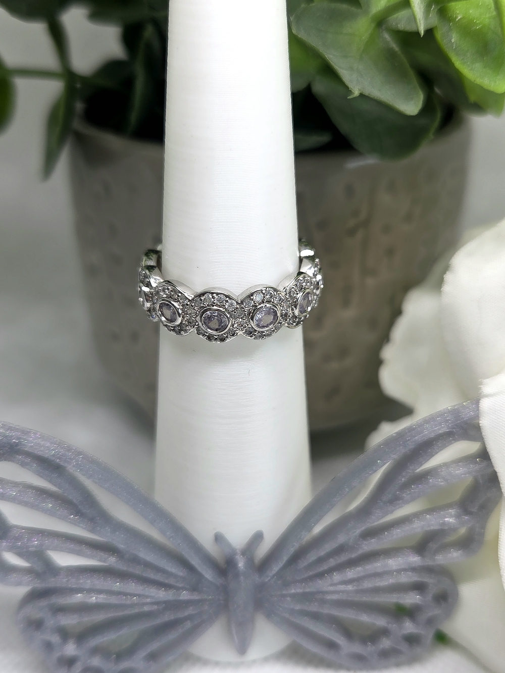 BP Silver Halo Round-Cut Crystal Band Ring
